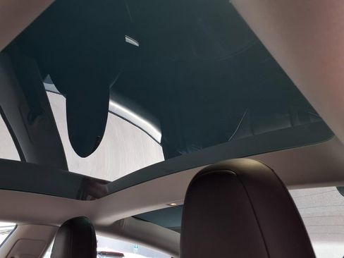 Used 2021 Tesla Model 3 Standard Range Plus RWD image 18