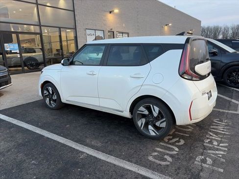 Used 2023 Kia Soul GT-Line image 4