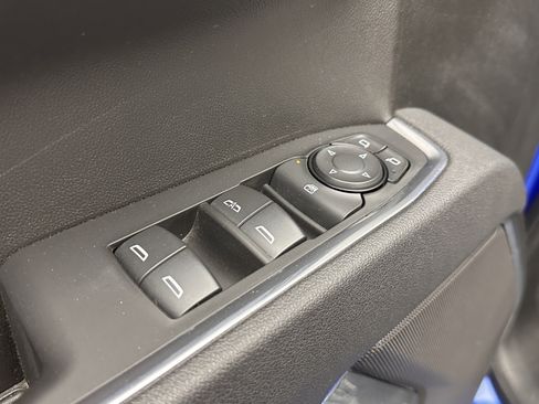 Used 2025 Chevrolet Silverado 1500 LT RWD image 11
