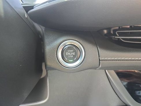 Certified 2022 Buick Envision Preferred FWD image 27