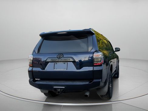 Used 2020 Toyota 4Runner Venture w/ Moonroof Package AWD/4WD image 26