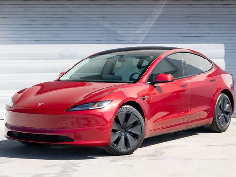 Used 2024 Tesla Model 3 Long Range AWD/4WD image 3