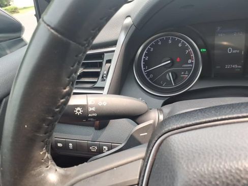 Used 2024 Toyota Camry SE w/ Convenience Package FWD image 21