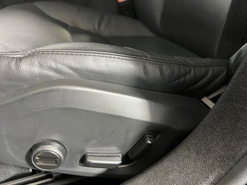 Used 2025 Volvo S60 B5 Core image 22