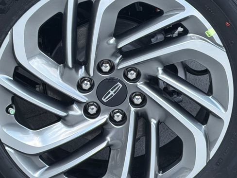 New 2026 Lincoln Navigator Reserve AWD/4WD image 5