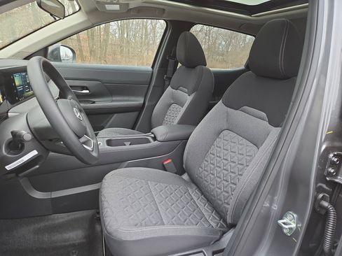 New 2026 Nissan Kicks SV w/ SV Premium Package image 10