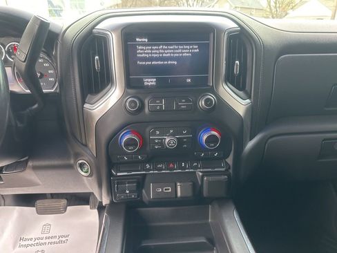 Used 2021 Chevrolet Silverado 1500 LT Trail Boss w/ Convenience Package II AWD/4WD image 18