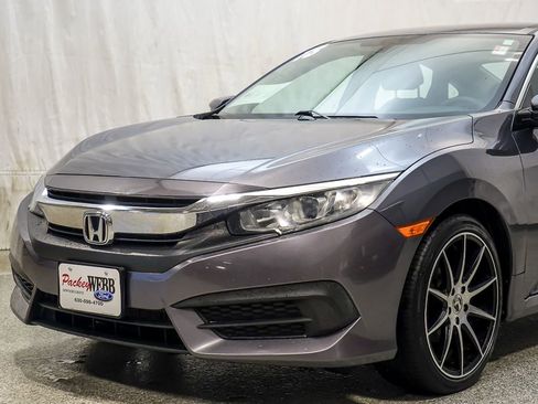 Used 2018 Honda Civic LX image 4