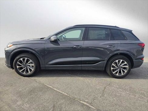 New 2025 Audi Q6 e-tron Premium image 6