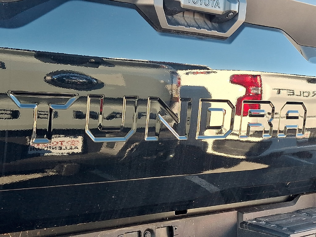 Used 2025 Toyota Tundra SR w/ SR Tow Package AWD/4WD image 11