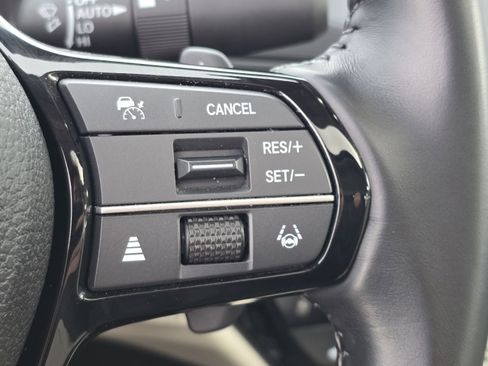 Used 2024 Honda Accord Touring image 27