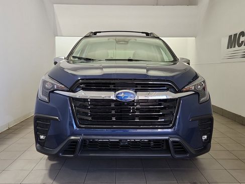 Used 2023 Subaru Ascent Limited w/ Technology Package image 3