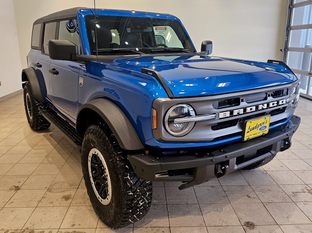 Used 2024 Ford Bronco Big Bend w/ Sasquatch Package AWD/4WD image 9