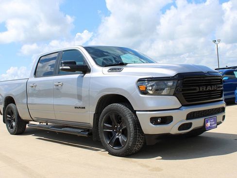 Used 2021 RAM 1500 Big Horn AWD/4WD image 3