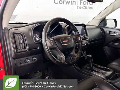 Used 2015 GMC Canyon SLE AWD/4WD image 3