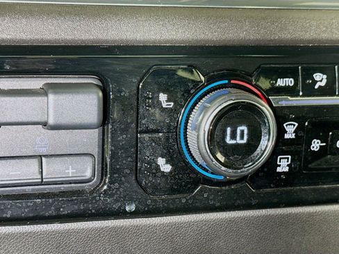 Certified 2025 Chevrolet Silverado 1500 LT RWD image 18