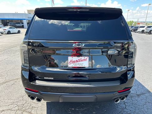 Certified 2025 Chevrolet Tahoe Z71 w/ Comfort Package AWD/4WD image 6