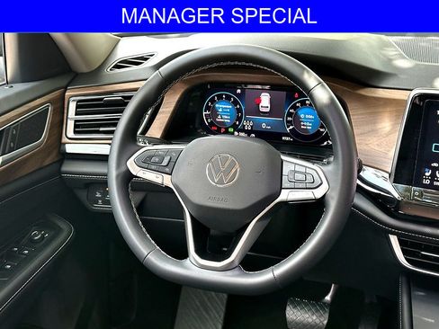 Certified 2026 Volkswagen Atlas SE FWD image 29