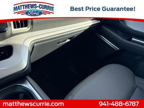 New 2025 Ford Expedition Active image 26