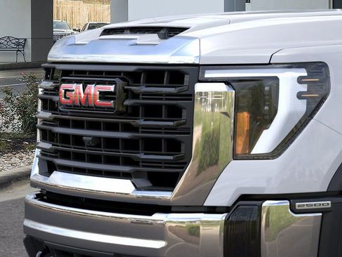 New 2026 GMC Sierra 2500 Pro AWD/4WD image 13