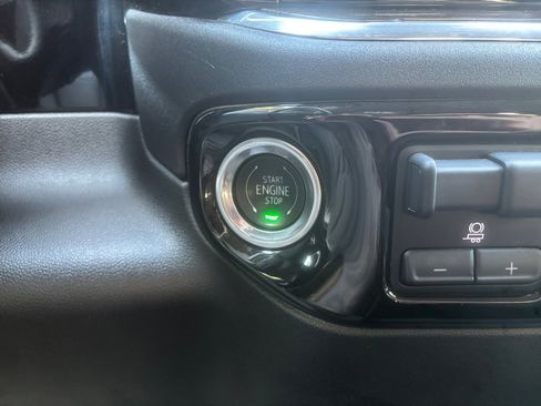 Used 2024 Chevrolet Silverado 2500 LT image 24