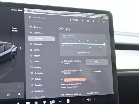 Used 2025 Tesla Model Y Performance image 23