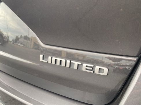 Used 2024 Jeep Grand Cherokee Limited AWD/4WD image 46