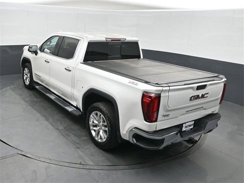 Used 2020 GMC Sierra 1500 SLT image 32