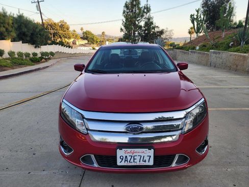 Used 2010 Ford Fusion Sport image 3