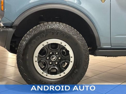 Certified 2022 Ford Bronco Badlands w/ Sasquatch Package image 11