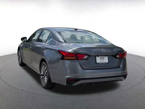 Used 2026 Nissan Altima 2.5 SV FWD image 10