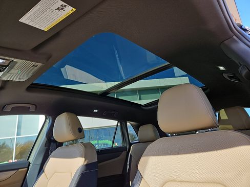 New 2026 Volkswagen Atlas Cross Sport SE image 12