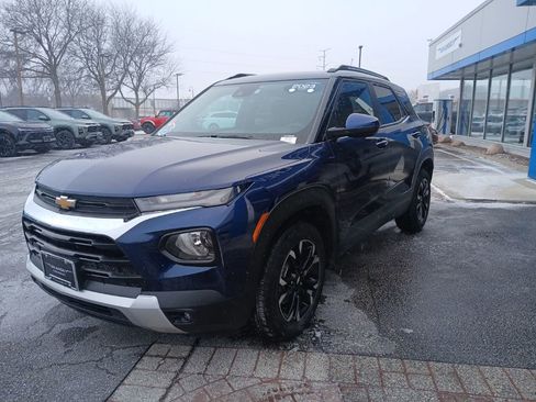 Used 2023 Chevrolet TrailBlazer LT w/ Convenience Package image 4