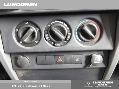 Used 2007 Jeep Wrangler Unlimited Sahara w/ Dual Top Group image 19