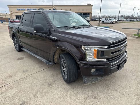 Used 2018 Ford F150 XLT w/ Equipment Group 302A Luxury image 18