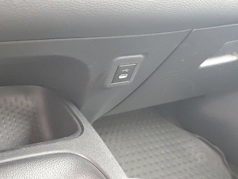 Used 2024 Toyota Corolla LE FWD image 29