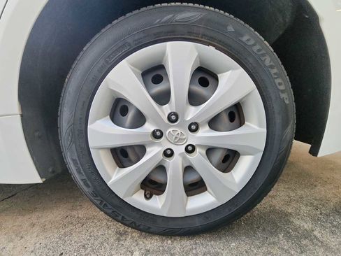 Used 2023 Toyota Corolla LE image 10