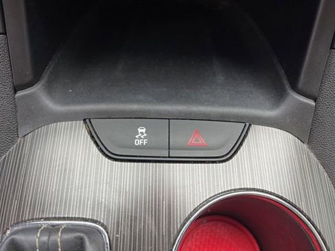 Used 2018 GMC Acadia SLT FWD image 22