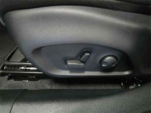 New 2026 Jeep Compass Limited image 29