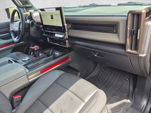 Used 2024 GMC Hummer EV 3X AWD/4WD image 19