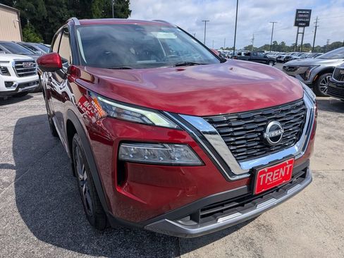 Used 2023 Nissan Rogue SL AWD/4WD image 5