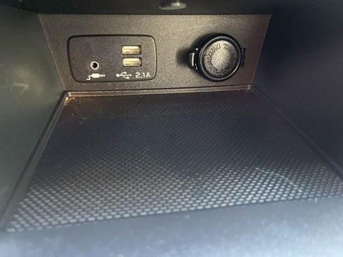 Used 2023 Subaru Crosstrek 2.0i Premium image 33