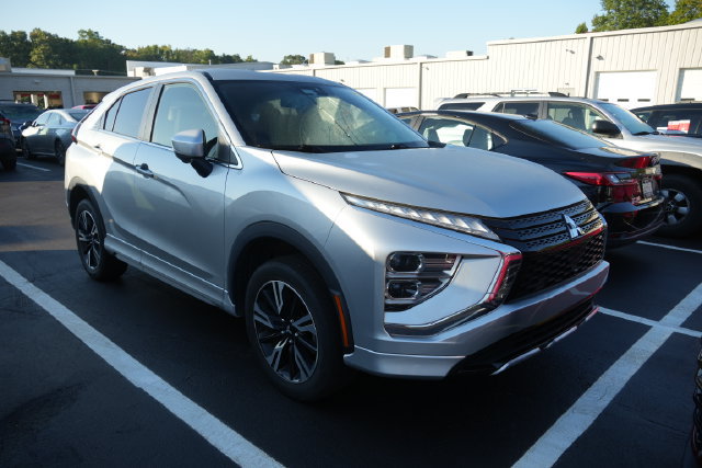 Used 2024 Mitsubishi Eclipse Cross SEL AWD/4WD image 1