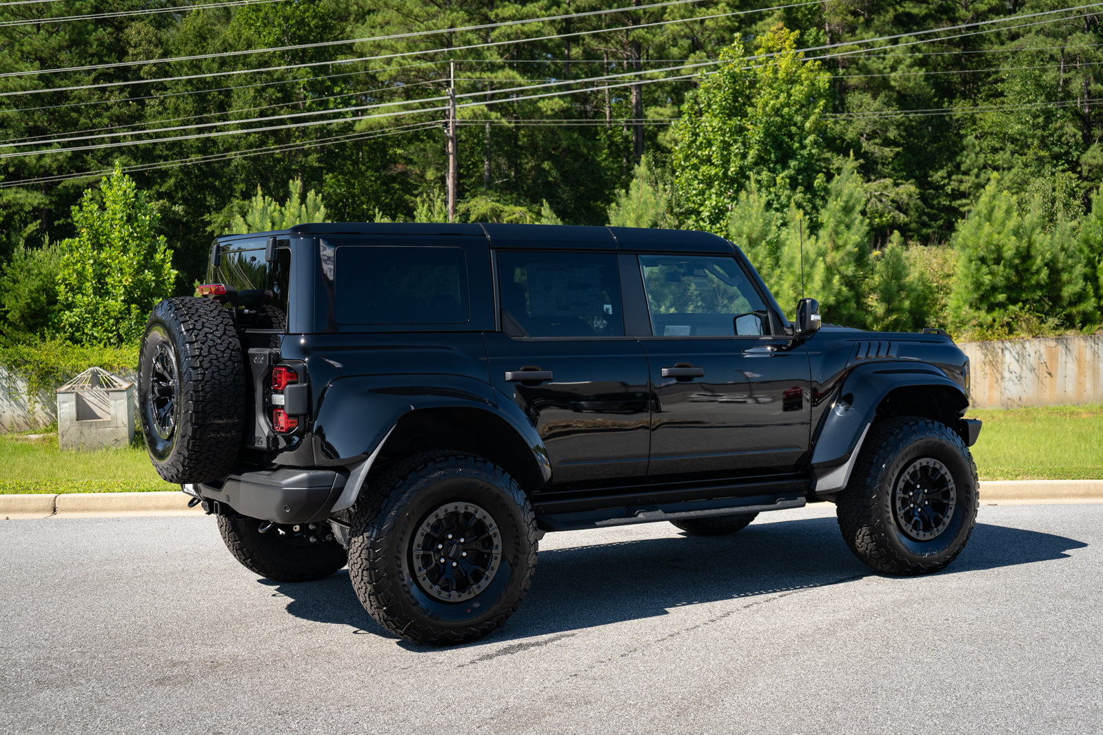 New 2026 Ford Bronco Raptor AWD/4WD image 24