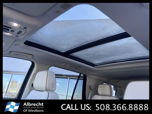 Used 2022 GMC Yukon Denali AWD/4WD image 29