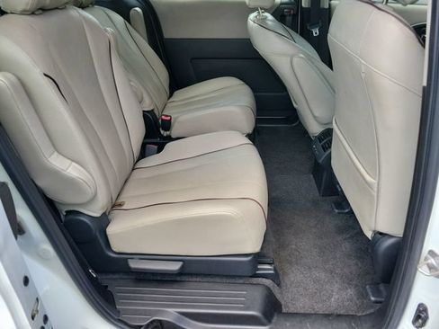 Used 2015 MAZDA MAZDA5 Grand Touring FWD image 21