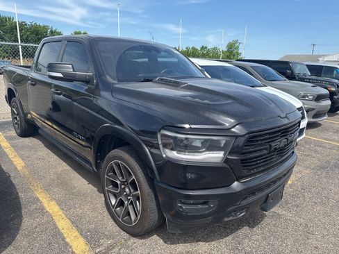 Used 2019 RAM 1500 Laramie AWD/4WD image 6