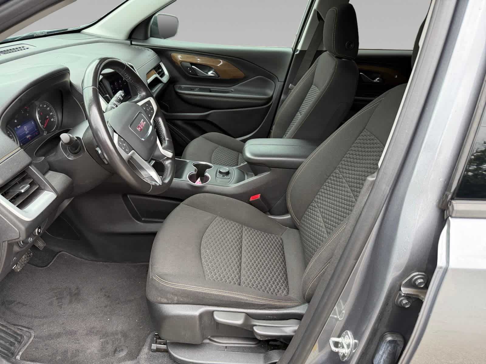 Used 2020 GMC Terrain SLE AWD/4WD image 11