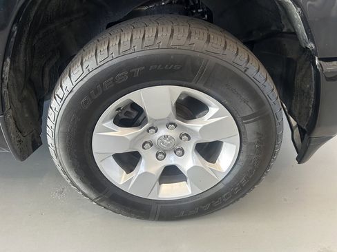 Used 2020 RAM 1500 Big Horn image 7