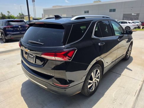 Used 2022 Chevrolet Equinox Premier FWD image 4